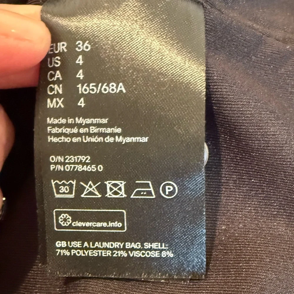 NWT H&M Black Mini Skirt